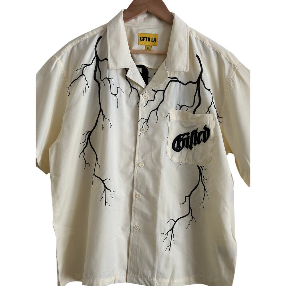 GFTD LA Lightning Button-Up Shirt‎ NWT – Size M N… - image 2